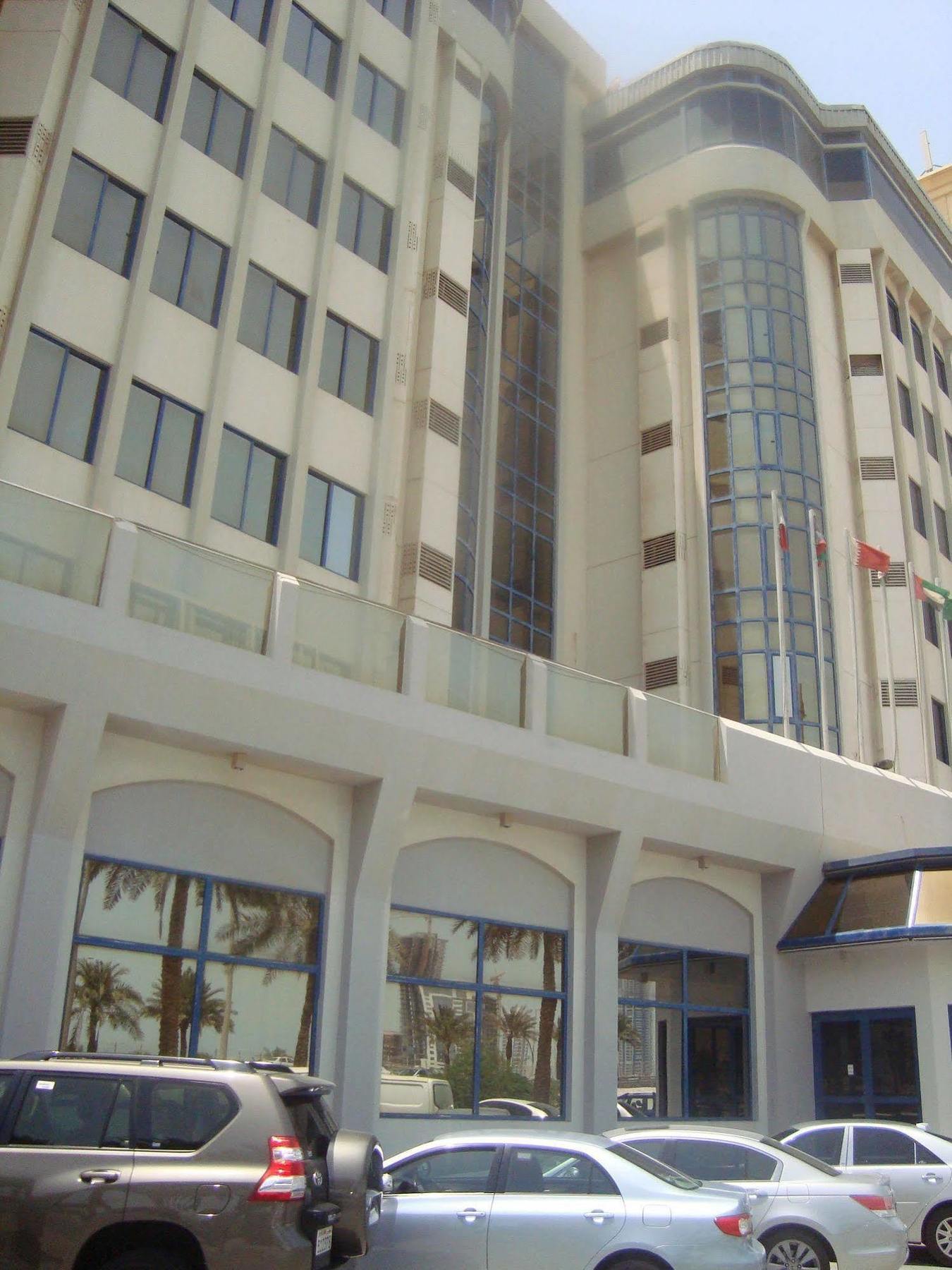 San Rock Hotel Manama Eksteriør billede